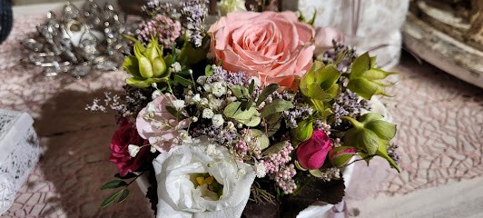 Blumenhandwerk und mehr Simona Puskac, Blumenladen in Güttingen