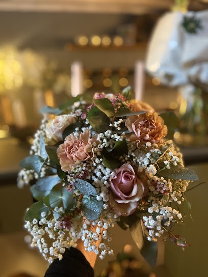 Naturpur Dekorationen, Blumenladen in Stettfurt