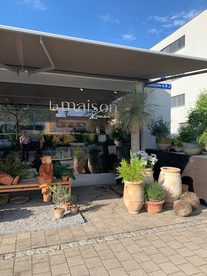 la maison kumari, Blumenladen in Horn